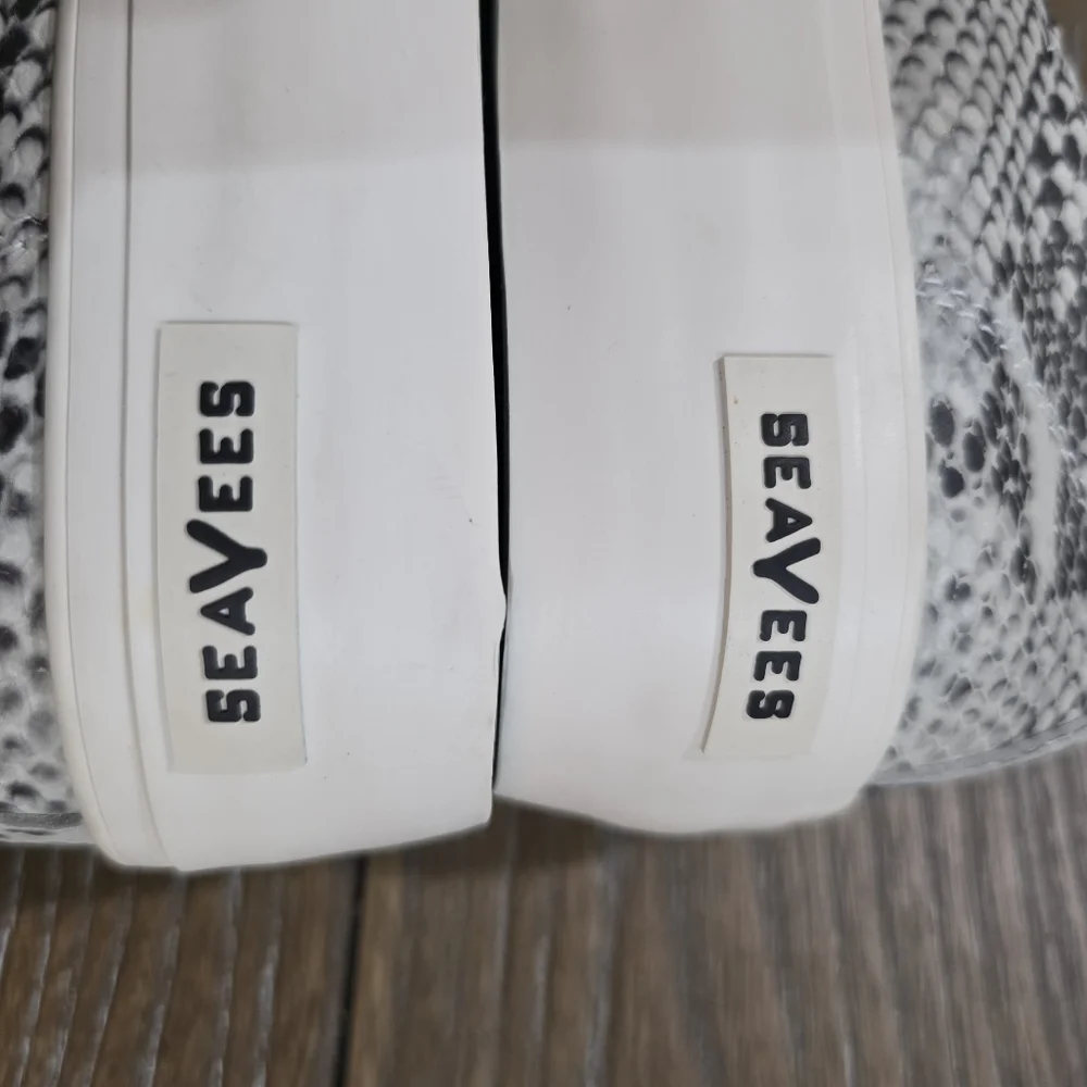 SeaVees Baja Mulholland Platfrom Snakeskin Sneakers, Women's Size 7